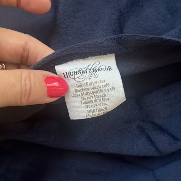 Set of 2 Highgate Manor Sapphire Blue Velvety Pillow Case Covers KING Sz EUC - Picture 4 of 4